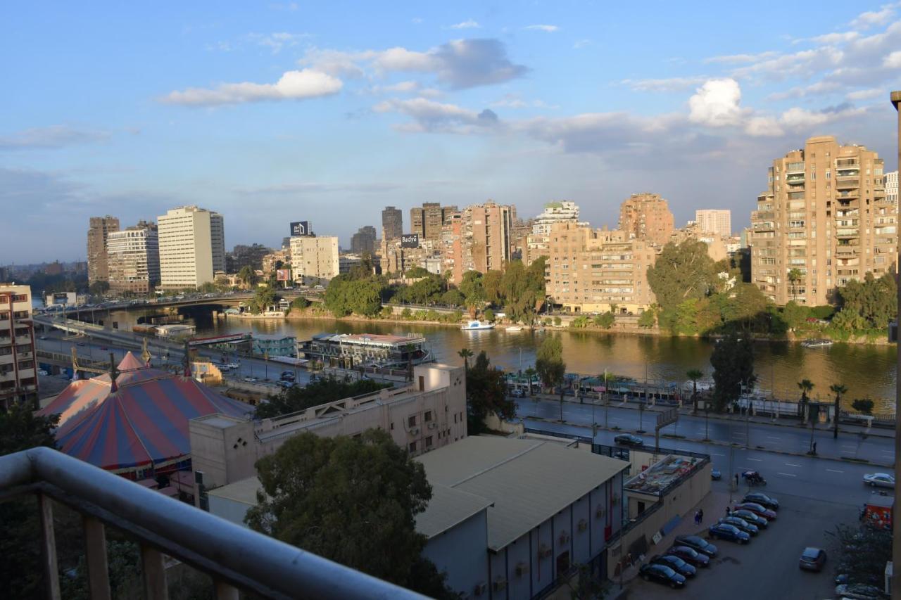 קהיר Agouza Nileview Apartment מראה חיצוני תמונה